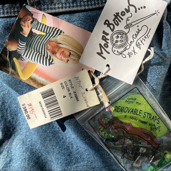 🚨SOLD🚨Betsey Johnson Black Satin Corset Dress with Sweetheart Neckline - Picture 5 of 6